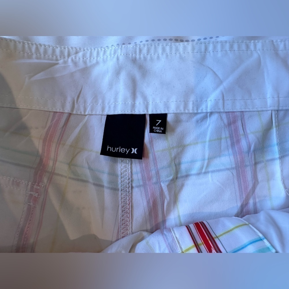 ⭐️ Hurley swim/summer shorts.  Size 7 - Picture 3 of 8
